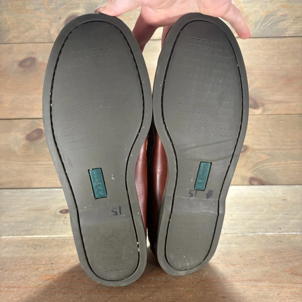 LL Bean Casco Bay Mens size 9 shoes Brown Leather Venetian Handsewn Loafers
